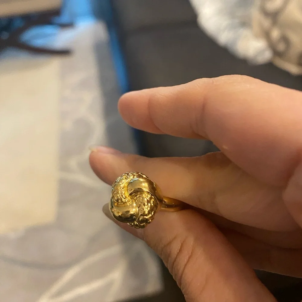 COACH Knot Ring - Picture 7 of 7